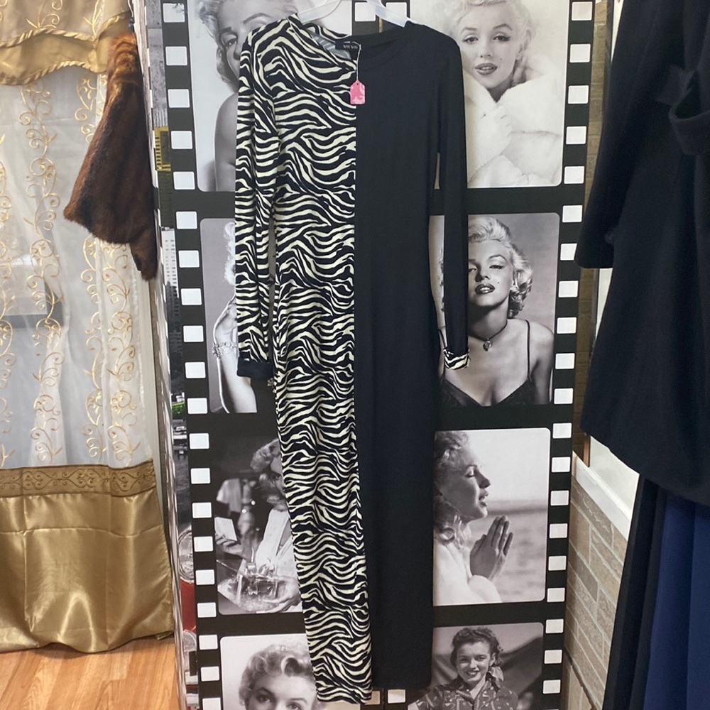 White And Black Zebra 🦓 Print Maxi Dress